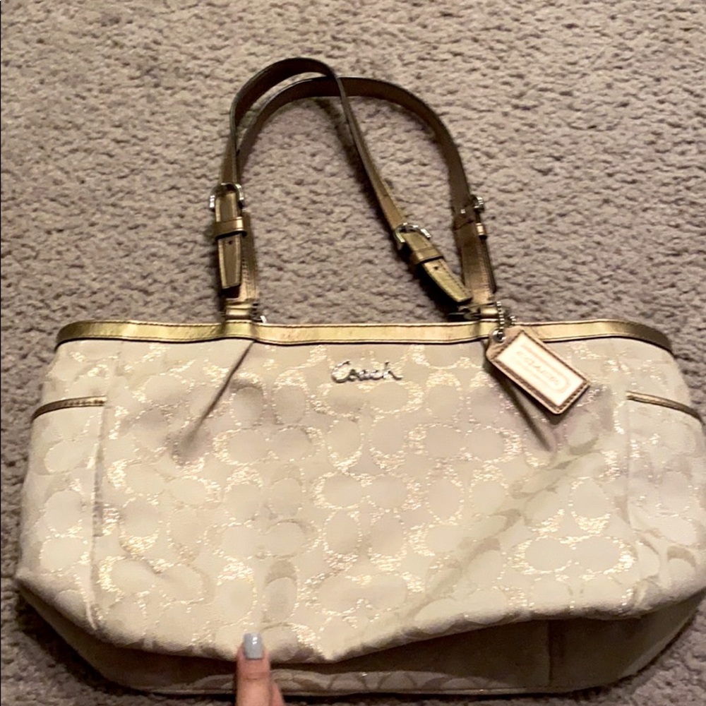 Coach purse